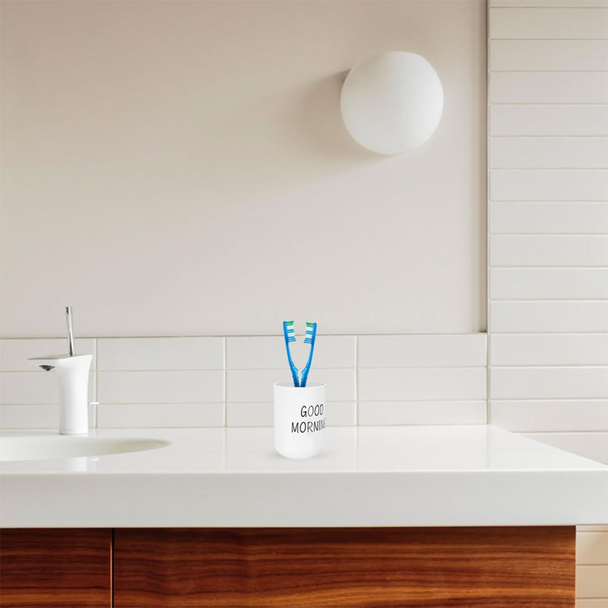 Unomor Reusable Bath Tumbler Toothbrush Holder