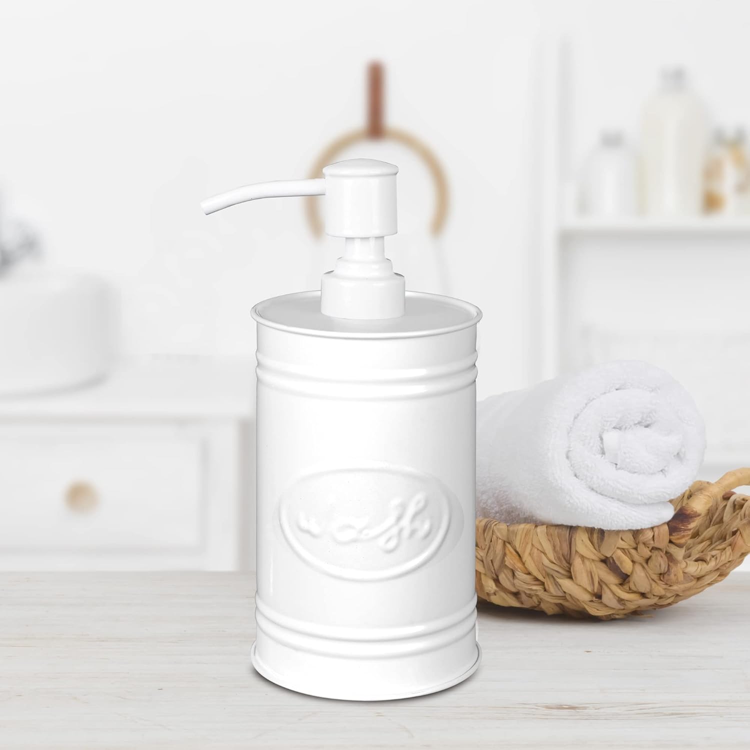 Autumn Alleys Country-Style Dispenser for Your Cleaning Needs