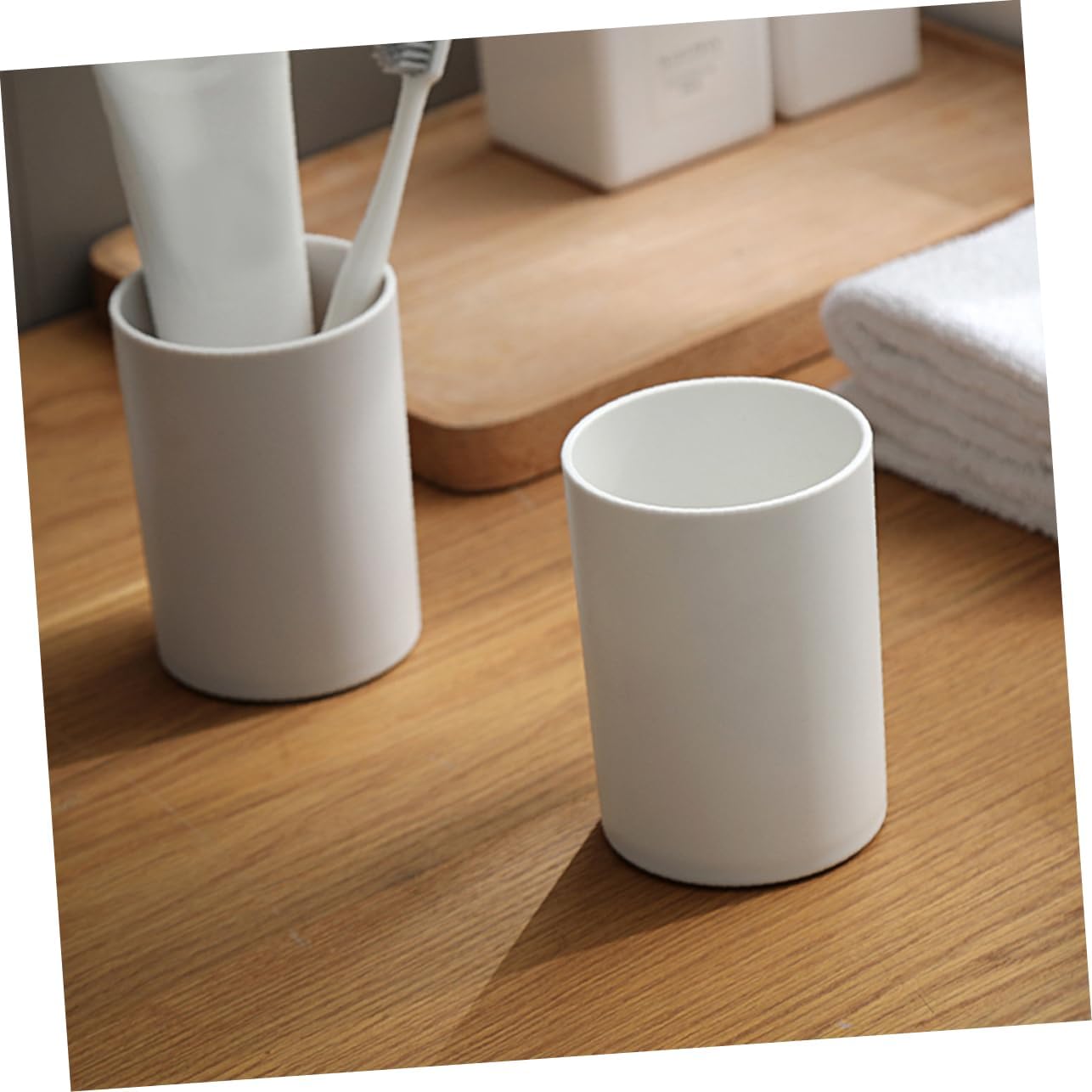 2-Piece Reusable Bathroom Tumbler Cup Holder Multi-Purpose Portable Plastic Design