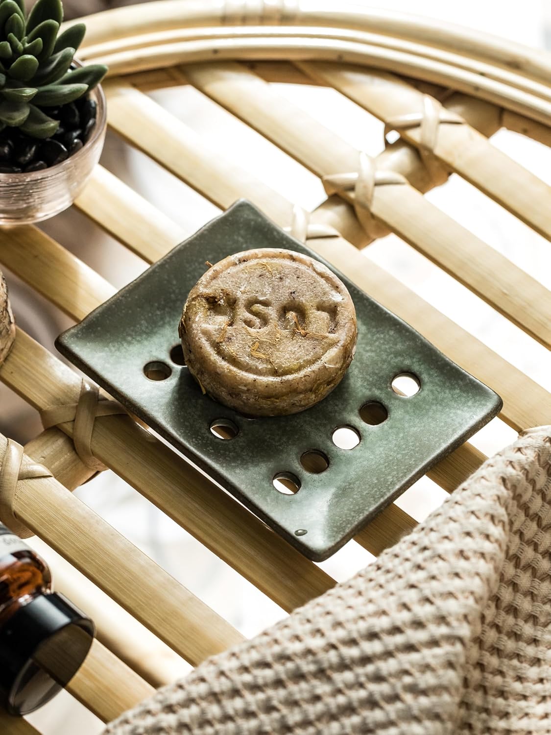 Ceramic Soap Dish with Self Drain for Shower